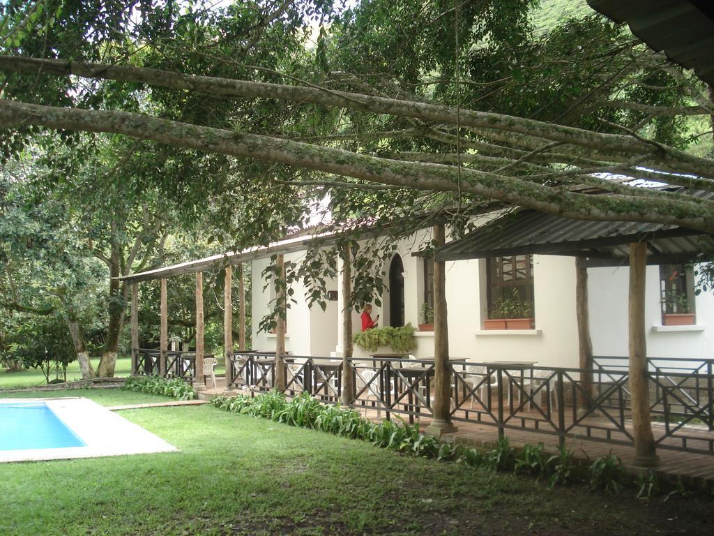 Hosteria La Eterna Primavera Huigra Εξωτερικό φωτογραφία